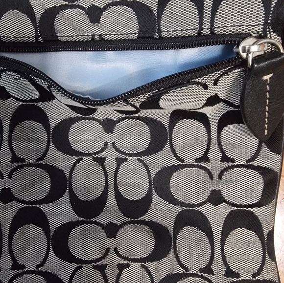 Coach Penelope Signature Swingback Crossbody Purse - Picture 6 of 11